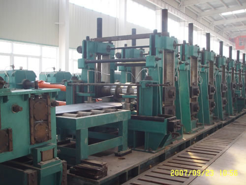 ماشین ساخت لوله های فولادی با سرعت بالا آسیاب رولر سفارشی 3600kw ISO9001