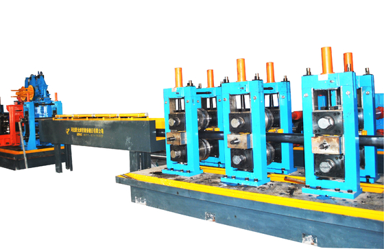 دستگاه ساخت لوله 600kw کنترل شده توسط PLC با رول کروم