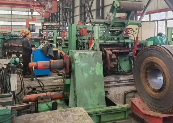 CE حداکثر عرض 1600mm ماشین آلات برش فولاد حداکثر ضخامت 5mm