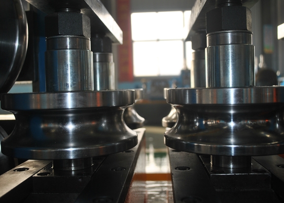 آسیاب لوله با فرکانس بالا 1.0mm-3.25mm ضخامت دیوار فولاد 21.3mm-33.7mm
